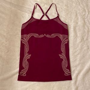 Athleta top